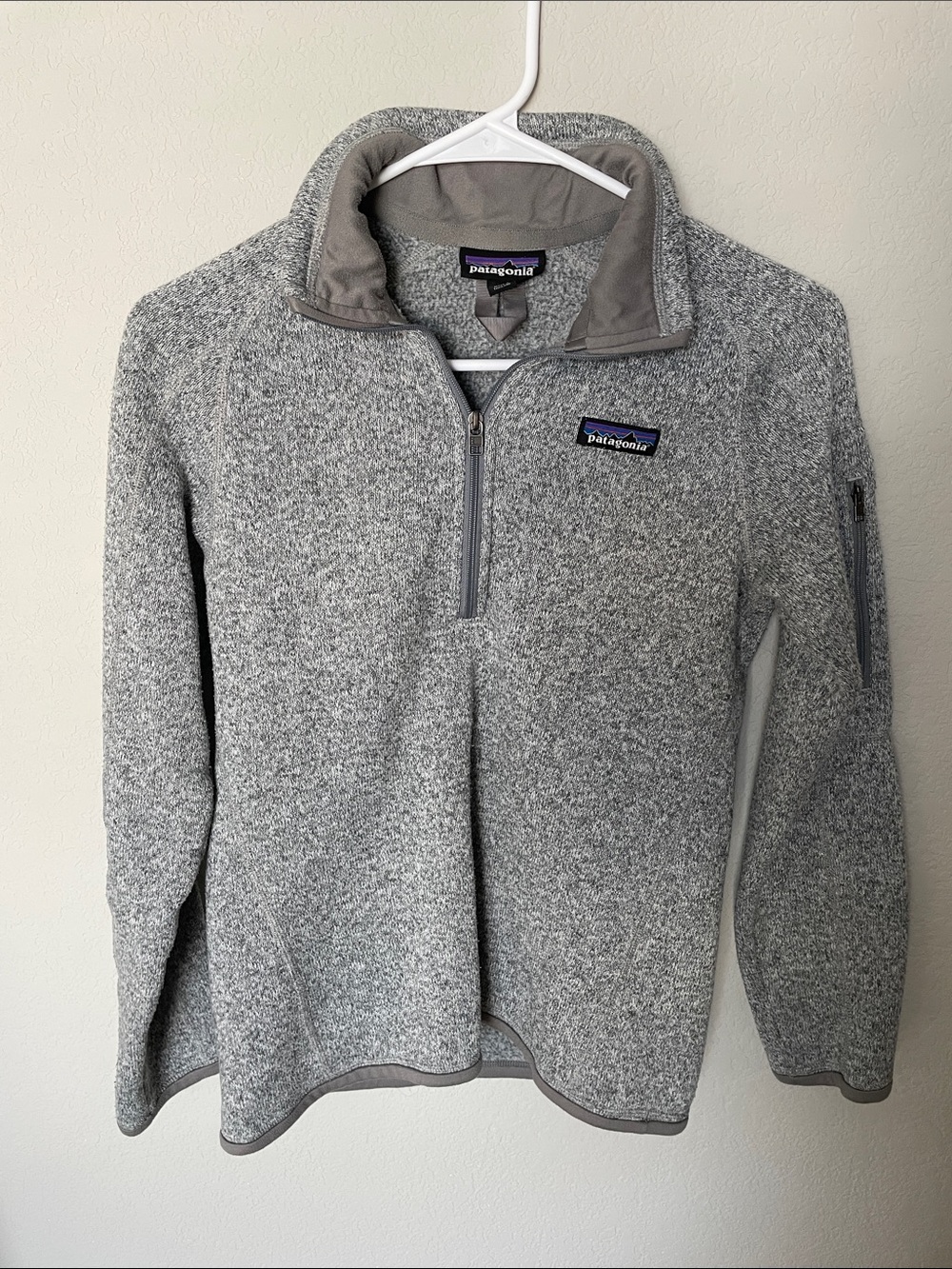 Patagonia Women's Gray Heather Zip-Up Fleece Pullover